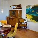 Artystyczna Przestrzen Z Widokiem Na Jeziora Apartment *