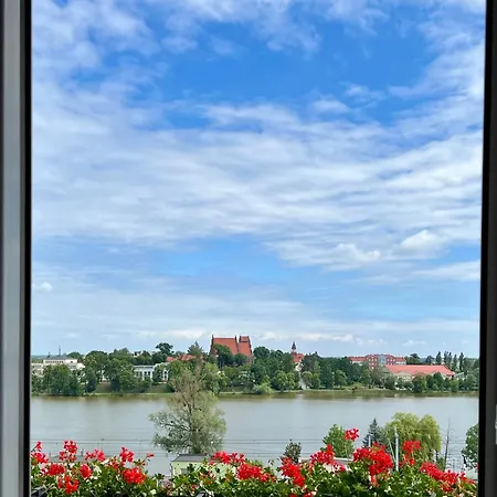 Artystyczna Przestrzen Z Widokiem Na Jeziora דירה אילאווה